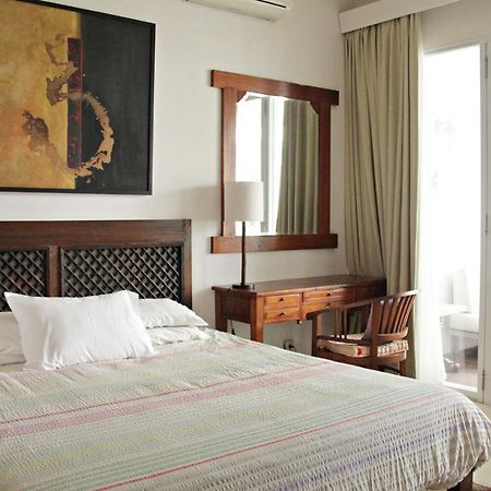 Bali M 302 Lägenhet Seminyak Exteriör bild