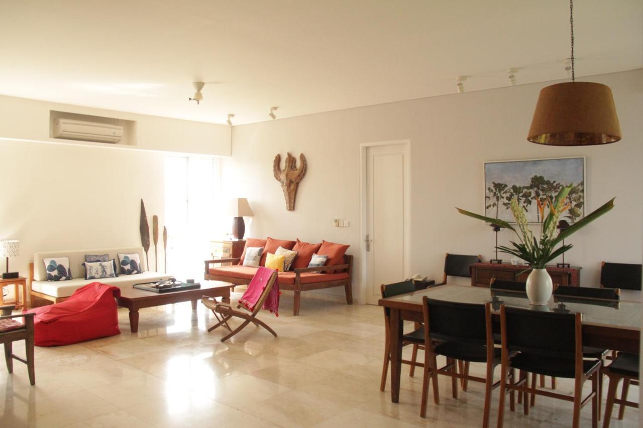 Bali M 302 Lägenhet Seminyak Exteriör bild